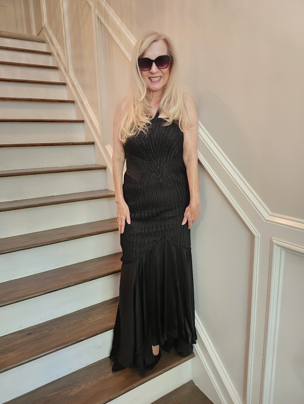 Mieka Stunning Like New Black Beaded Silk/Satin Straped Evening Gown, 40/6 $200 - Picture 11 of 13
